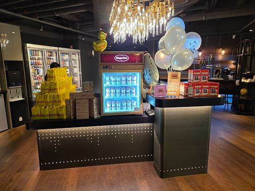 SHIFT UP為《勝利女神：妮姬》全體員工配發辦公椅