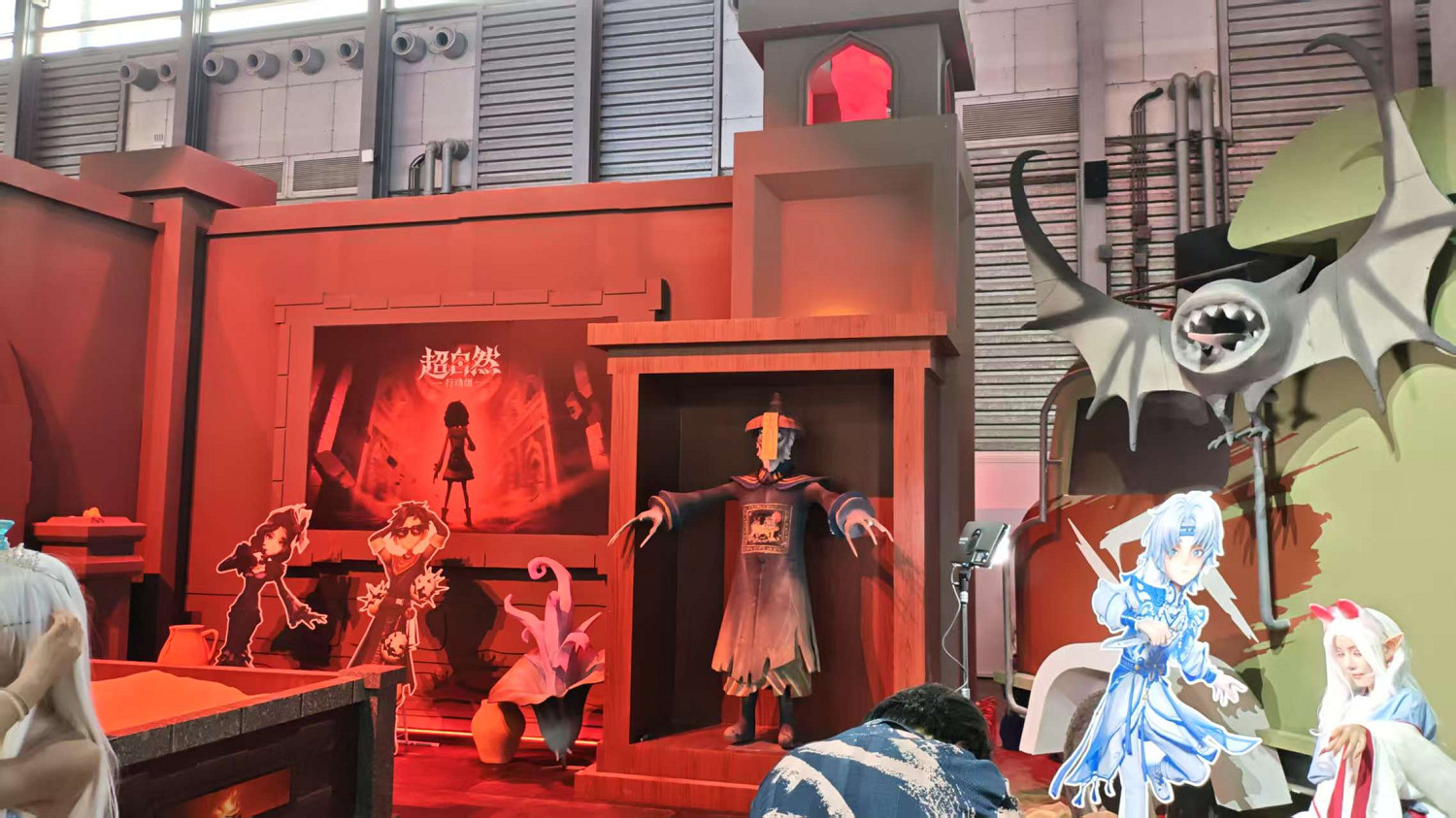 CJ25:《超自然行動組》舞台超火熱!小姐姐多到看不完 CJ25:《超自然行動組》舞台超火熱!小姐姐多到看不完