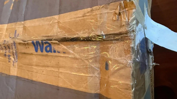 父子網購Switch 2卻是一個空箱，快遞員涉嫌監守自盜