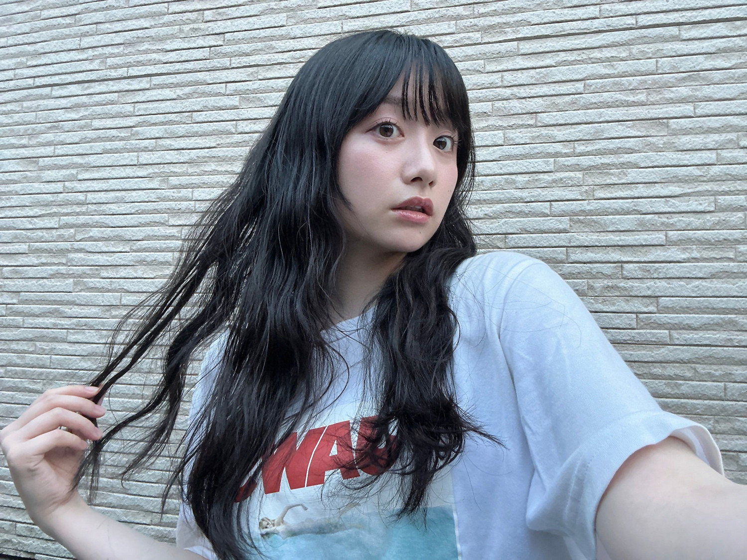 《沉默之丘f》主角好友的演員公開！超可愛的小姐姐