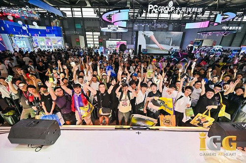 韓國人氣Coser閃耀展區,會玩梗的IGG承包了2025ChinaJoy玩家的所有尖叫 韓國人氣Coser閃耀展區,會玩梗的IGG承包了2025ChinaJoy玩家的所有尖叫