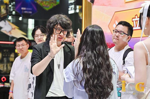 韓國人氣Coser閃耀展區,會玩梗的IGG承包了2025ChinaJoy玩家的所有尖叫 韓國人氣Coser閃耀展區,會玩梗的IGG承包了2025ChinaJoy玩家的所有尖叫