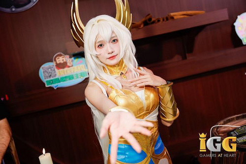 韓國人氣Coser閃耀展區,會玩梗的IGG承包了2025ChinaJoy玩家的所有尖叫 韓國人氣Coser閃耀展區,會玩梗的IGG承包了2025ChinaJoy玩家的所有尖叫