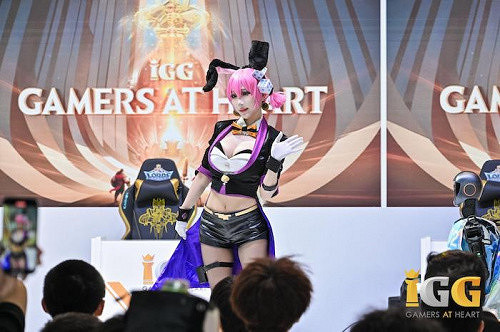 韓國人氣Coser閃耀展區,會玩梗的IGG承包了2025ChinaJoy玩家的所有尖叫 韓國人氣Coser閃耀展區,會玩梗的IGG承包了2025ChinaJoy玩家的所有尖叫