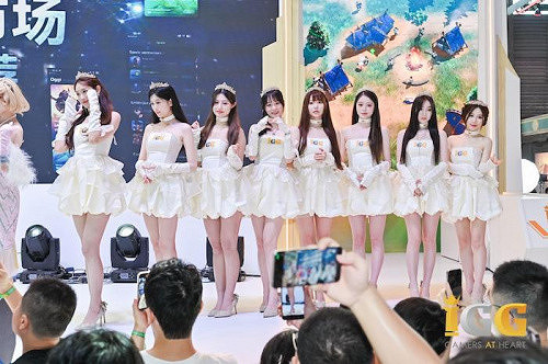 韓國人氣Coser閃耀展區,會玩梗的IGG承包了2025ChinaJoy玩家的所有尖叫 韓國人氣Coser閃耀展區,會玩梗的IGG承包了2025ChinaJoy玩家的所有尖叫