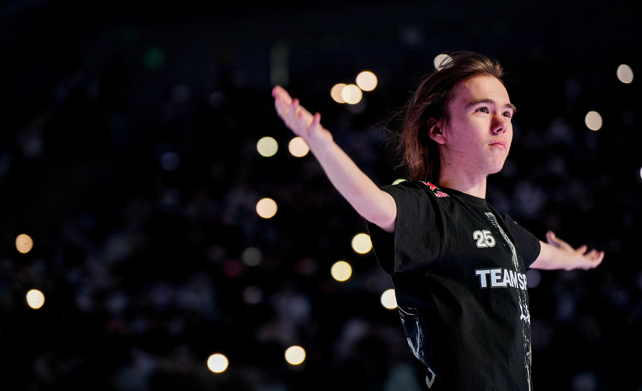 第三位幻神加冕,森載洞——CS的三座山 第三位幻神加冕,森載洞——CS的三座山