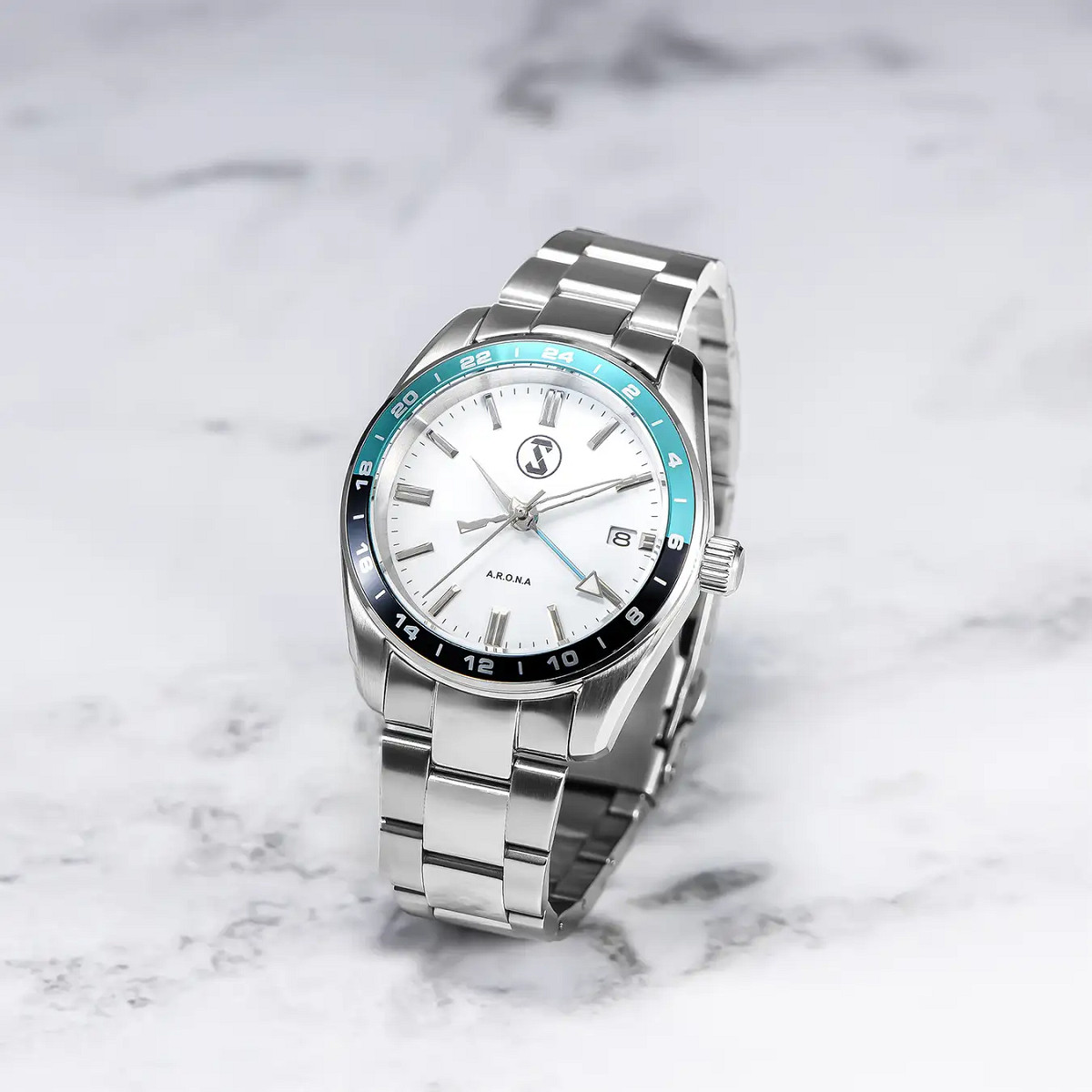 附贈限定款拭鏡布！《蔚藍檔案》聯名機械表明年推出