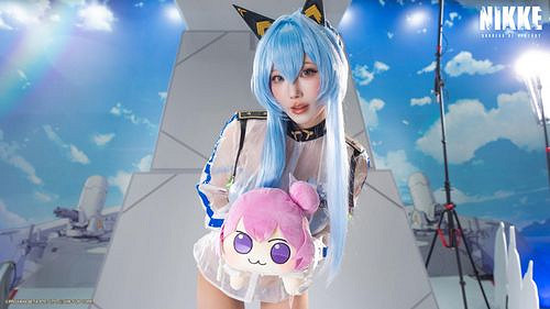 東京Comic Market《勝利女神 妮姬》展位泳裝造型吸睛