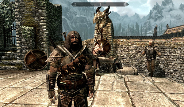 星際熔鑄工藝！《天際重製版》熔鋼巨劍MOD支援自定義附魔與光效變色