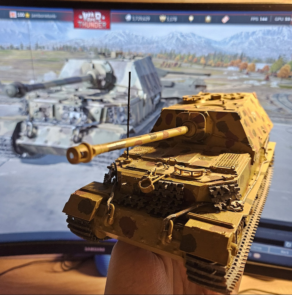 《戰爭雷霆》社區精選：玩家創意展現硬核軍事美學！