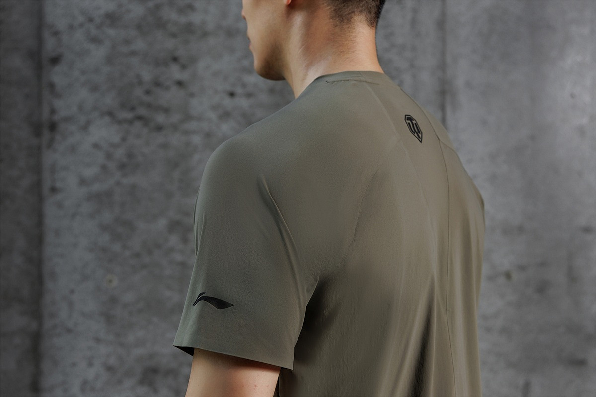 《坦克世界》攜手李寧設計，限量定製T恤助力玩家“衝”向2.0