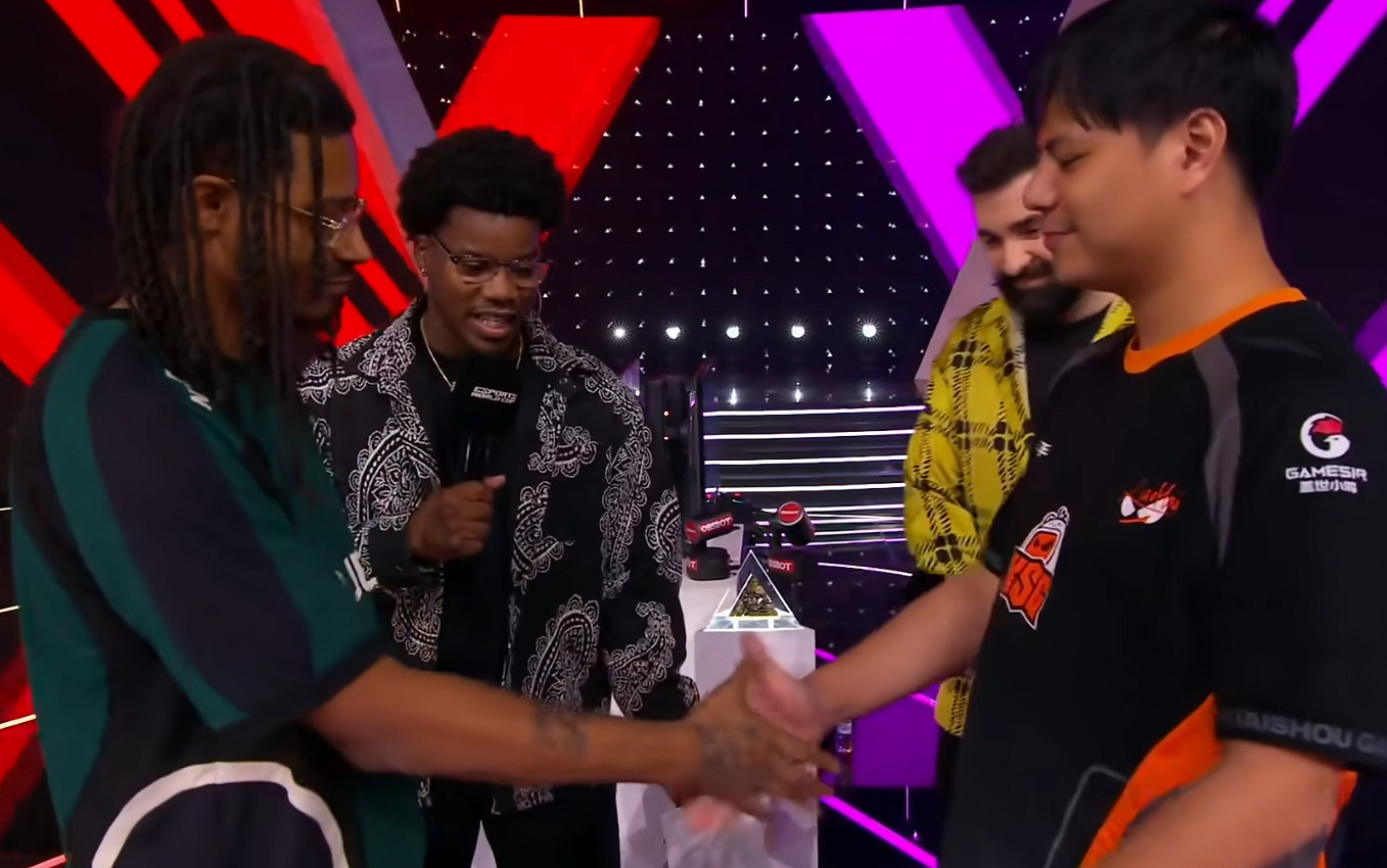 半場開香檳？！EWC“小孩 vs Punk”誕生電競名梗