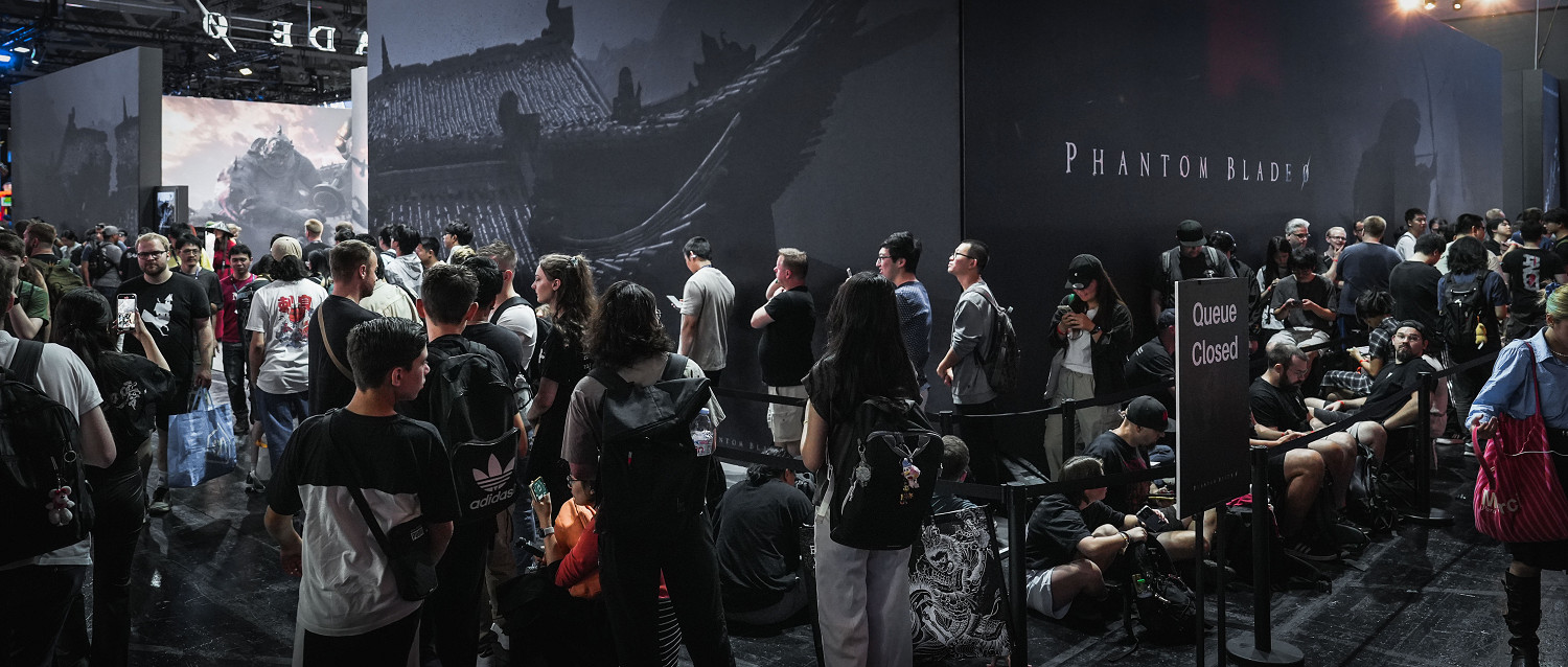 10分鐘停止排隊，500平米試玩區爆滿！《影之刃零》成科隆展最擁擠打卡地