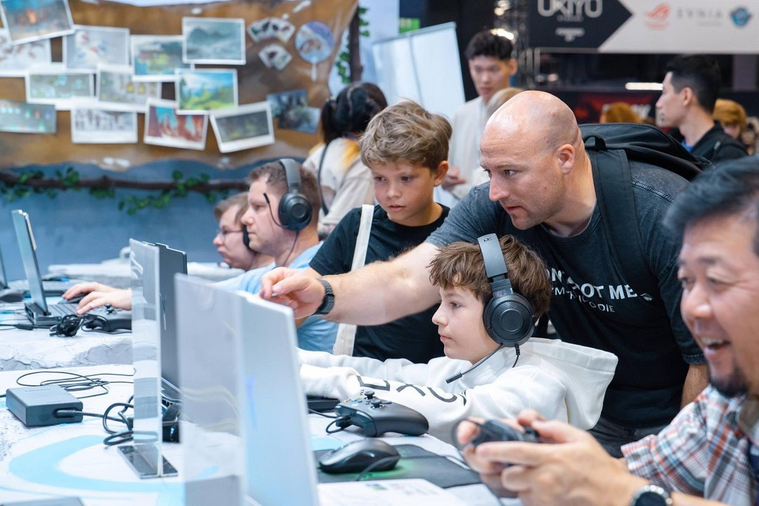 中國大陸研發遊戲《山外山》科隆遊戲展首秀獲得國外玩家喜愛 中國大陸研發遊戲《山外山》科隆遊戲展首秀獲得國外玩家喜愛