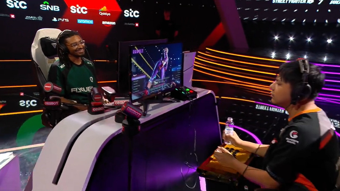 中國格鬥界最高的山最長的河——小孩曾卓君衛冕冠軍