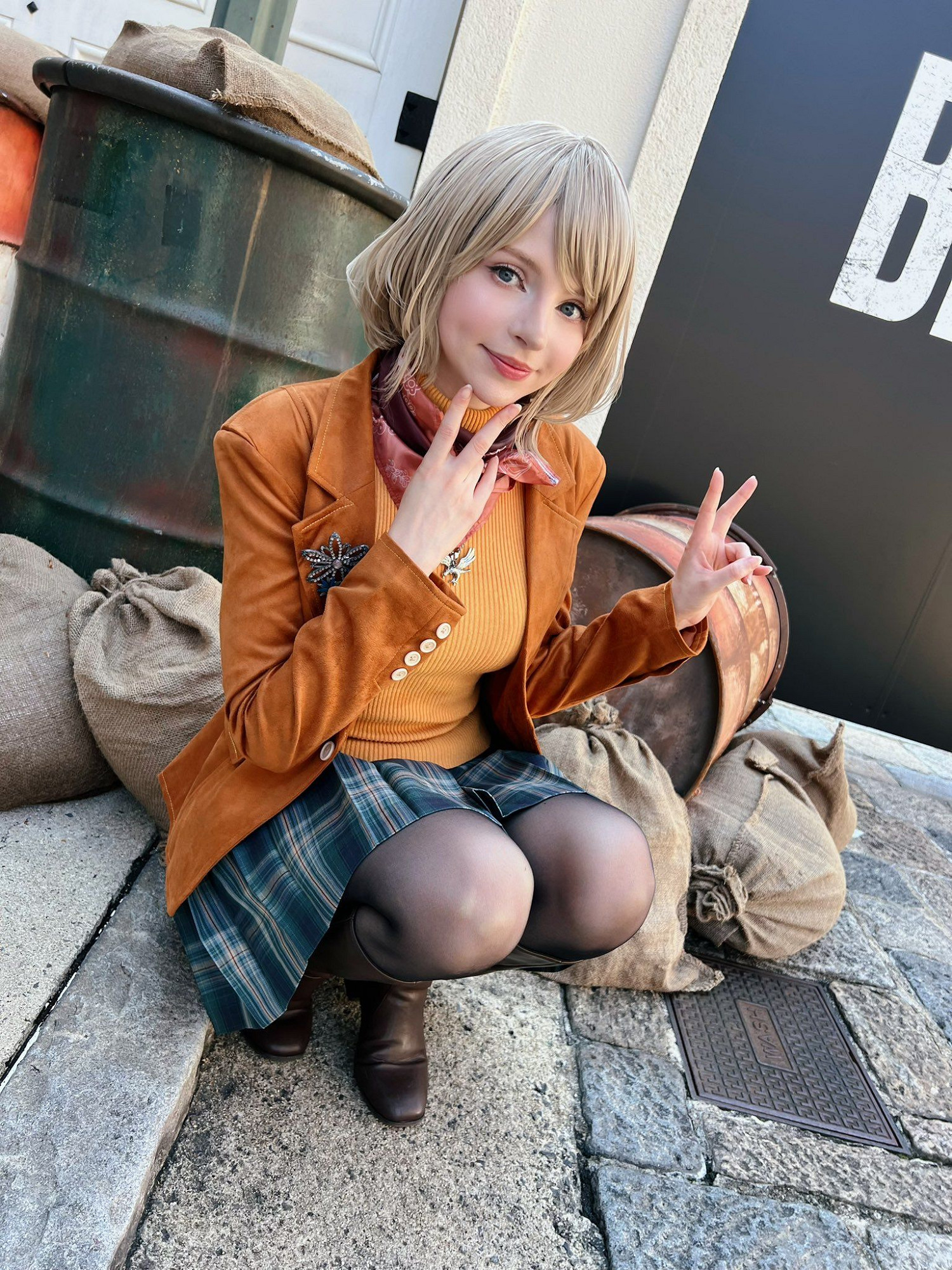 礙事梨體模親自COS"本尊":再穿艾什莉COS服圈粉無數 礙事梨體模親自COS"本尊":再穿艾什莉COS服圈粉無數