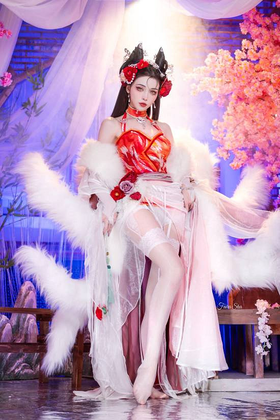 絕佳身材!俄羅斯美女法拉又發《劍星》伊芙絕美COS 絕佳身材!俄羅斯美女法拉又發《劍星》伊芙絕美COS