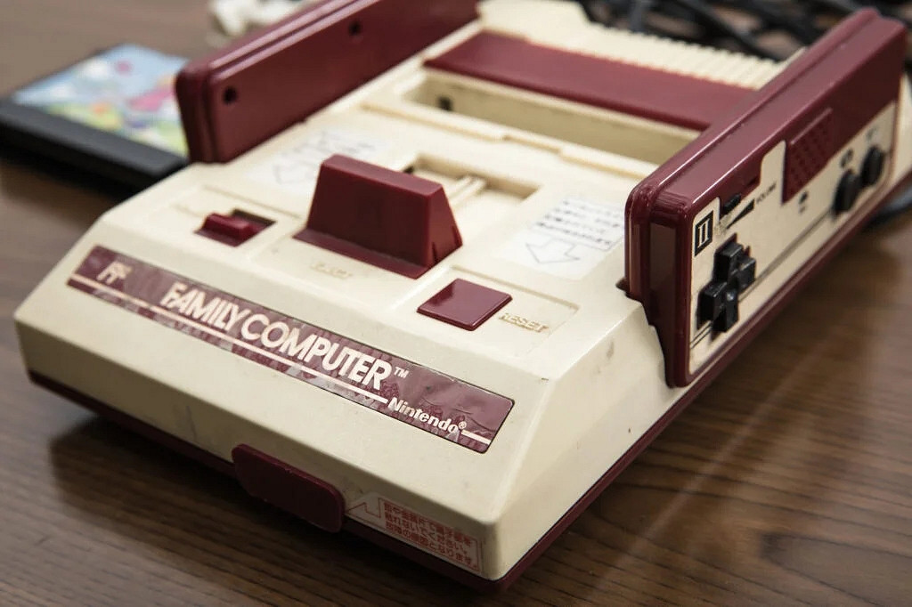 日廠黑科技AI應用:快速自動將紅白機遊戲轉換手機APP 日廠黑科技AI應用:快速自動將紅白機遊戲轉換手機APP