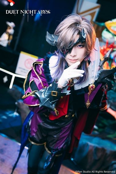 《二重螺旋》：狩月人與阿特拉西亞的“二重螺旋”之夜