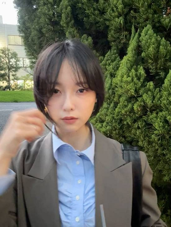 《沉默之丘f》女主臉模曬生活照：活潑可愛 元氣滿滿！