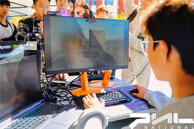 當校園邂逅電競!2025完美校園大行動點燃青春熱血 當校園邂逅電競!2025完美校園大行動點燃青春熱血