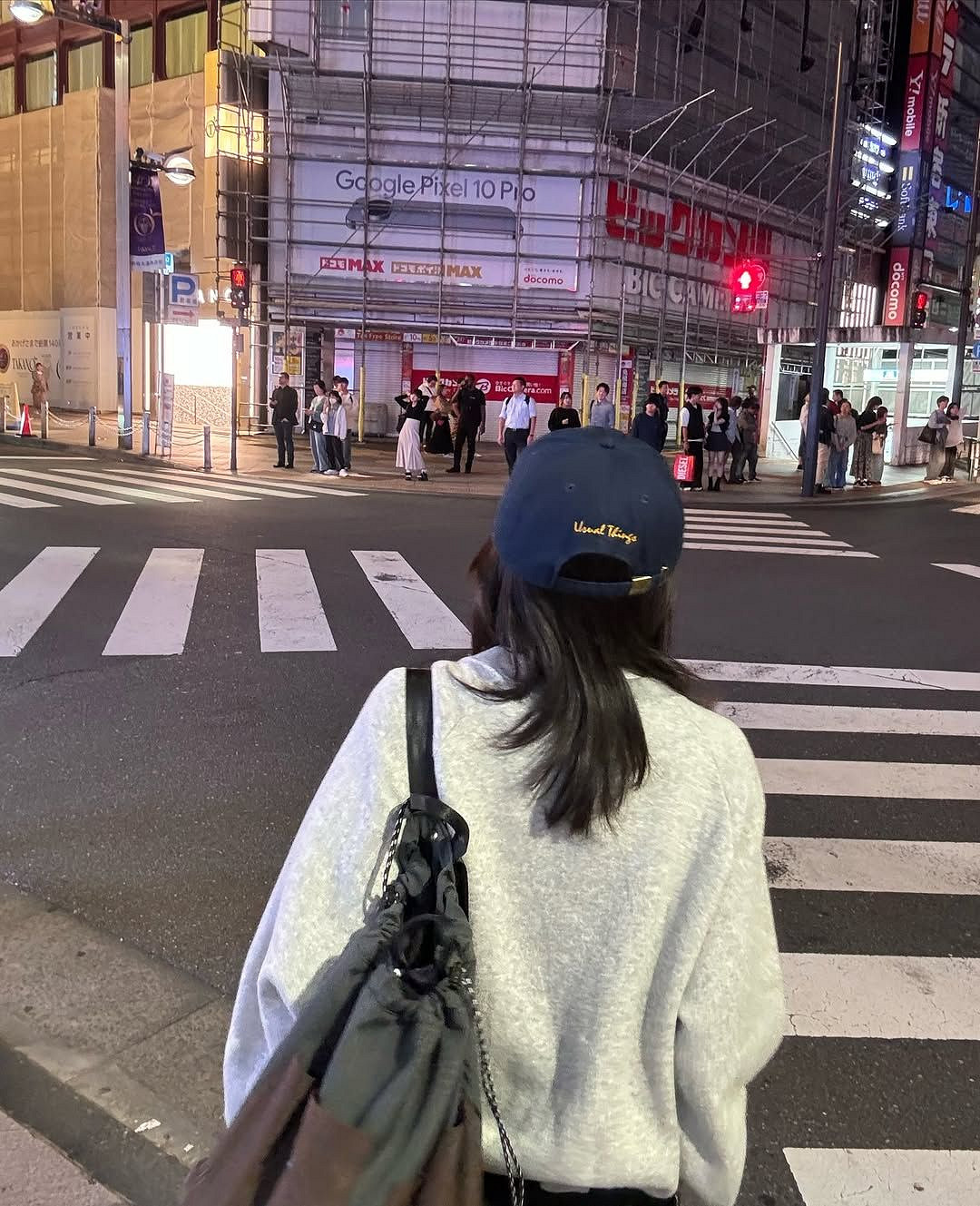 《沉默之丘f》女主臉模曬生活照:打扮美美的吃海底撈! 《沉默之丘f》女主臉模曬生活照:打扮美美的吃海底撈!