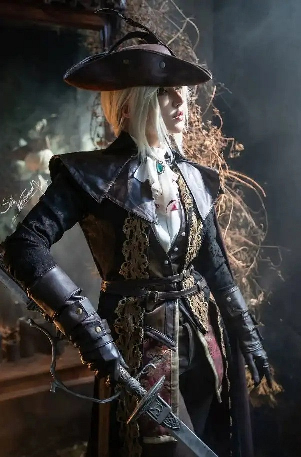 玩家直呼"從遊戲走出來"! 知名Coser神還原瑪利亞師姐 玩家直呼"從遊戲走出來"! 知名Coser神還原瑪利亞師姐