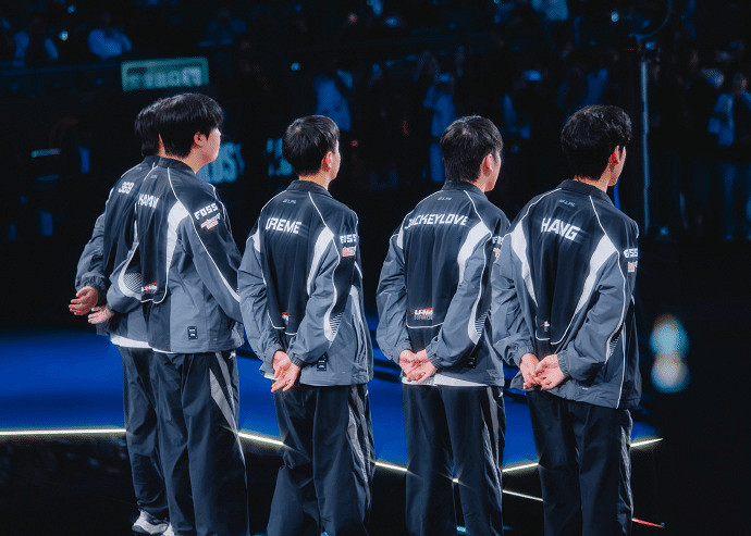 TES慘敗T1後再次發文致歉:糟糕的對局辜負大家的期待 TES慘敗T1後再次發文致歉:糟糕的對局辜負大家的期待