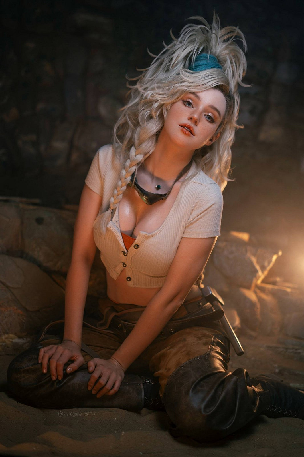 熱辣身材! 俄羅斯模特高還原度cos《怪獵荒野》傑瑪 熱辣身材! 俄羅斯模特高還原度cos《怪獵荒野》傑瑪