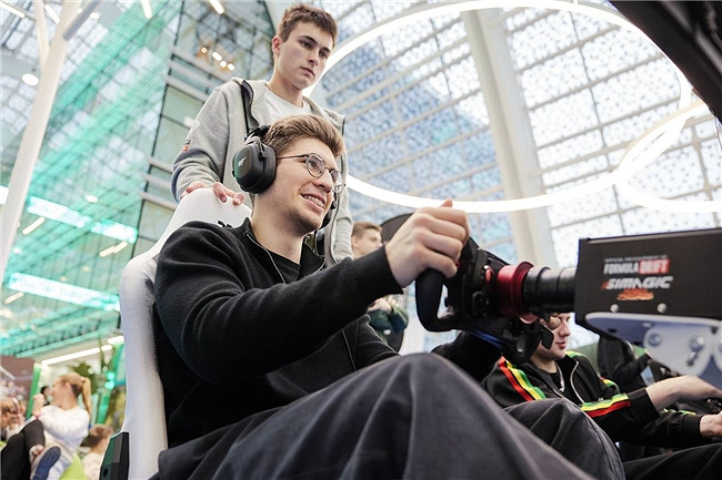 莫斯科國際遊戲周圓滿落幕 遊戲中心開幕吸引超15萬人 莫斯科國際遊戲周圓滿落幕 遊戲中心開幕吸引超15萬人