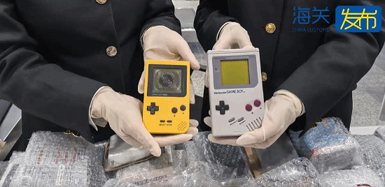 旅客肉身帶貨翻車！125台二手GameBoy入境南京遭暫扣