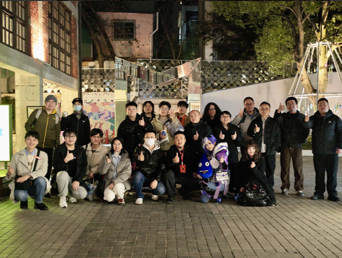 在參與《Warframe》的線下面基後，倉鼠們決定搞點飯吃