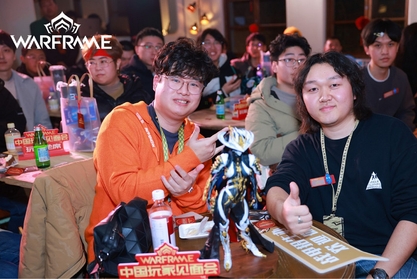 在參與《Warframe》的線下面基後，倉鼠們決定搞點飯吃