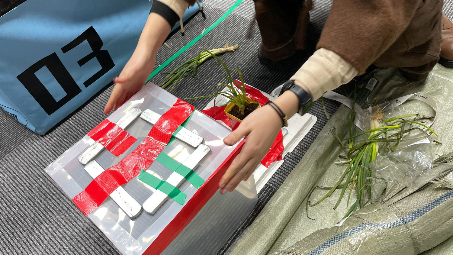 楊奇曬《黑神話鍾馗》幕後製圖：實地取景 影棚做菜