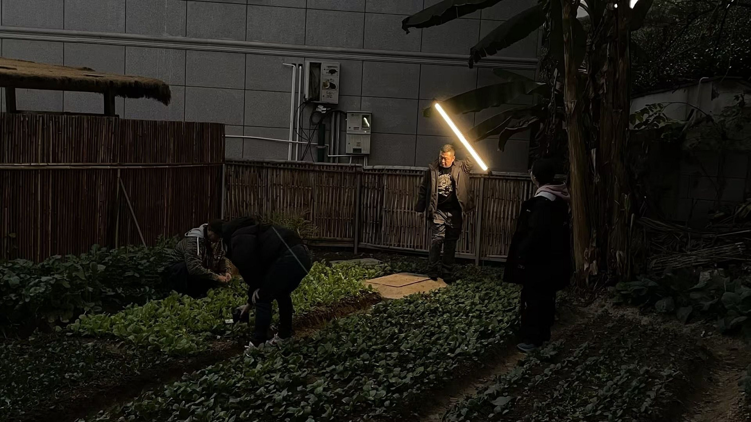 楊奇曬《黑神話鍾馗》幕後製圖：實地取景 影棚做菜