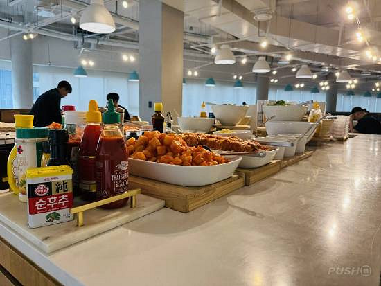 福利拉滿 牛馬の天堂!實探《紅色沙漠》開發商總部 福利拉滿 牛馬の天堂!實探《紅色沙漠》開發商總部