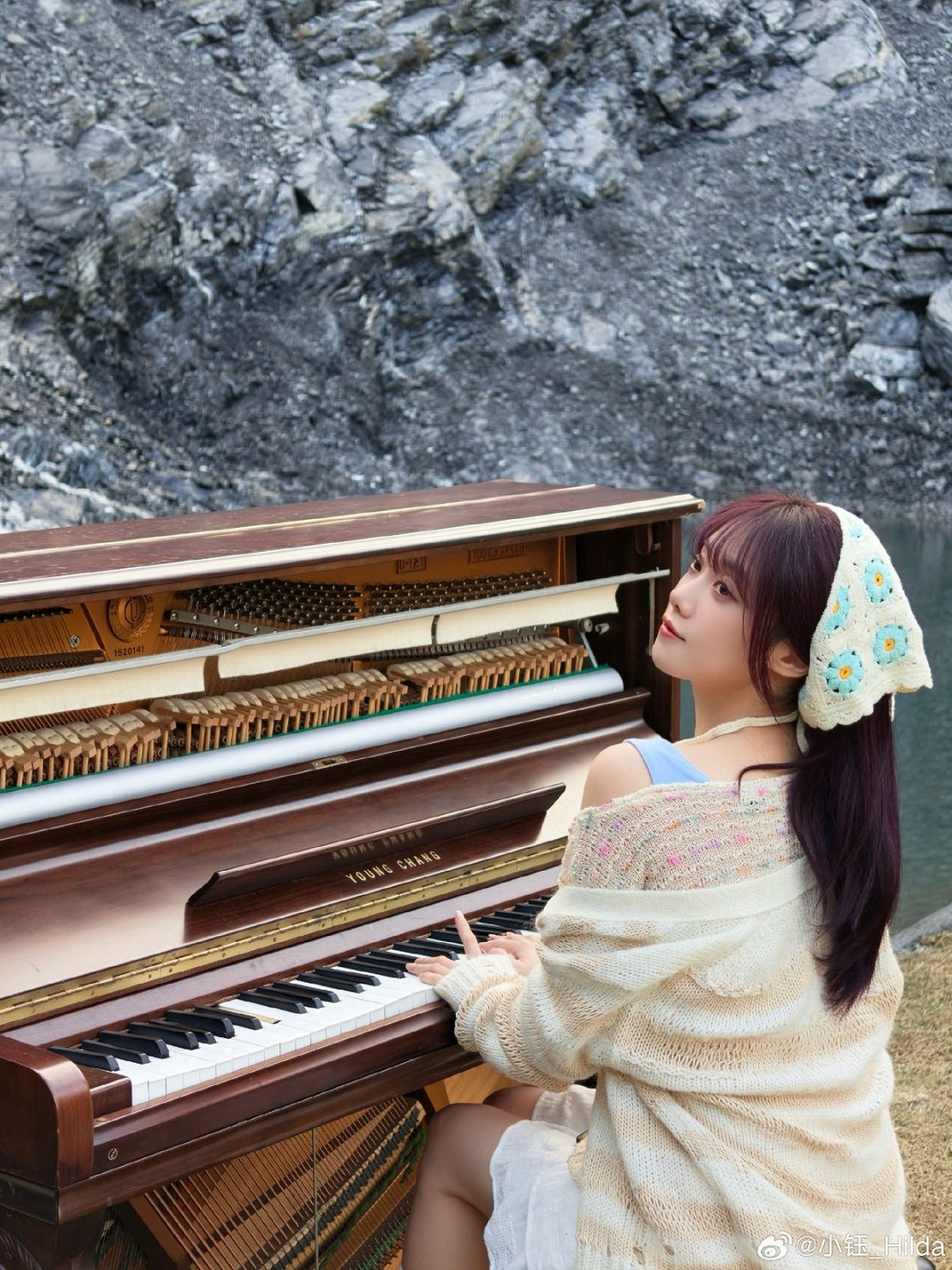 LPL女主持人小鈺曬春遊照:笑容甜美 已走出分手陰霾 LPL女主持人小鈺曬春遊照:笑容甜美 已走出分手陰霾