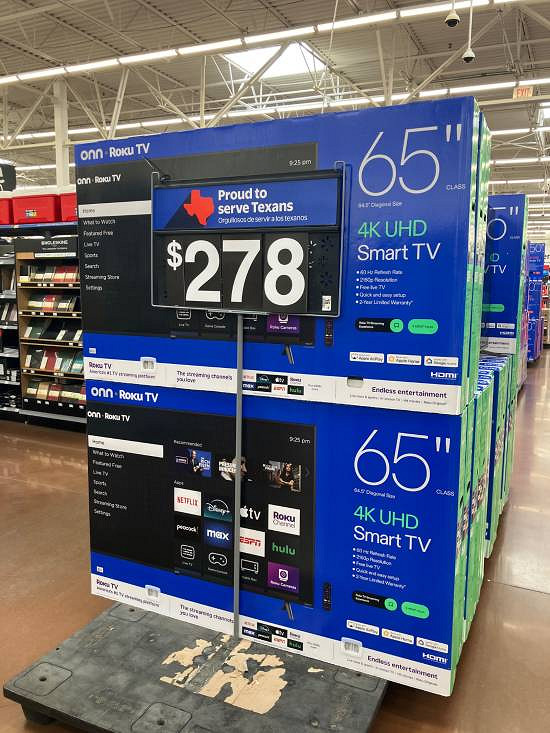 還在用顯示器打遊戲?網友熱議65寸4K電視只賣兩千塊 還在用顯示器打遊戲?網友熱議65寸4K電視只賣兩千塊