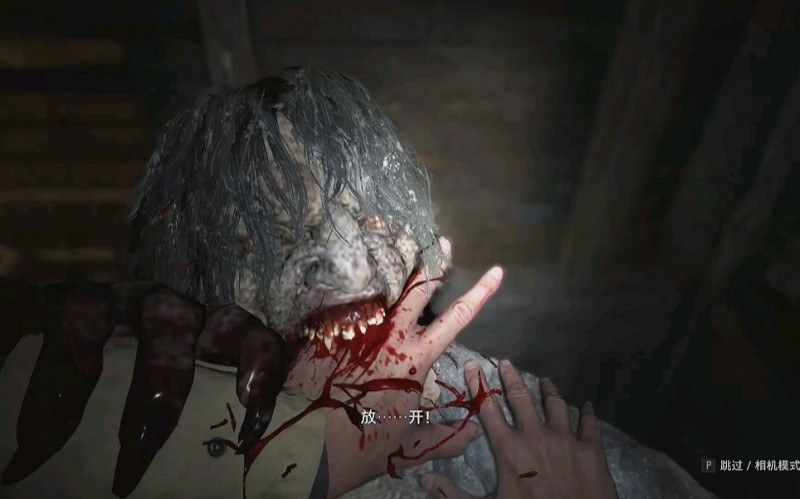 《生化》冷知識：伊森如何從"工具人"逆襲"純愛戰神"