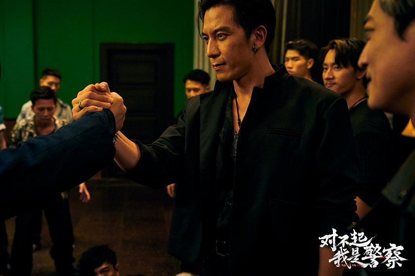 首發39 交個朋友！解鎖《對不起，我是警察》震撼視聽體驗