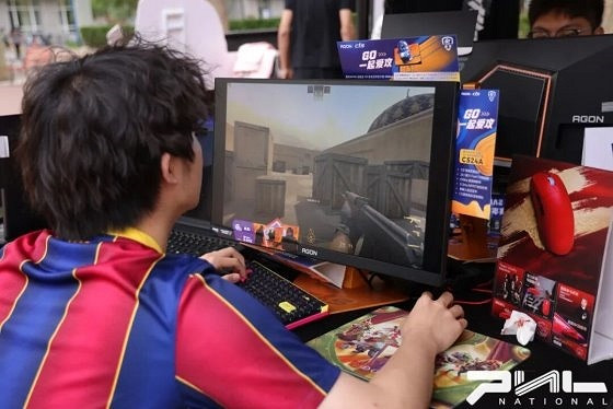 北京高校燃情開戰，完美世界開黑大行動攜手愛攻AGON再掀熱潮！