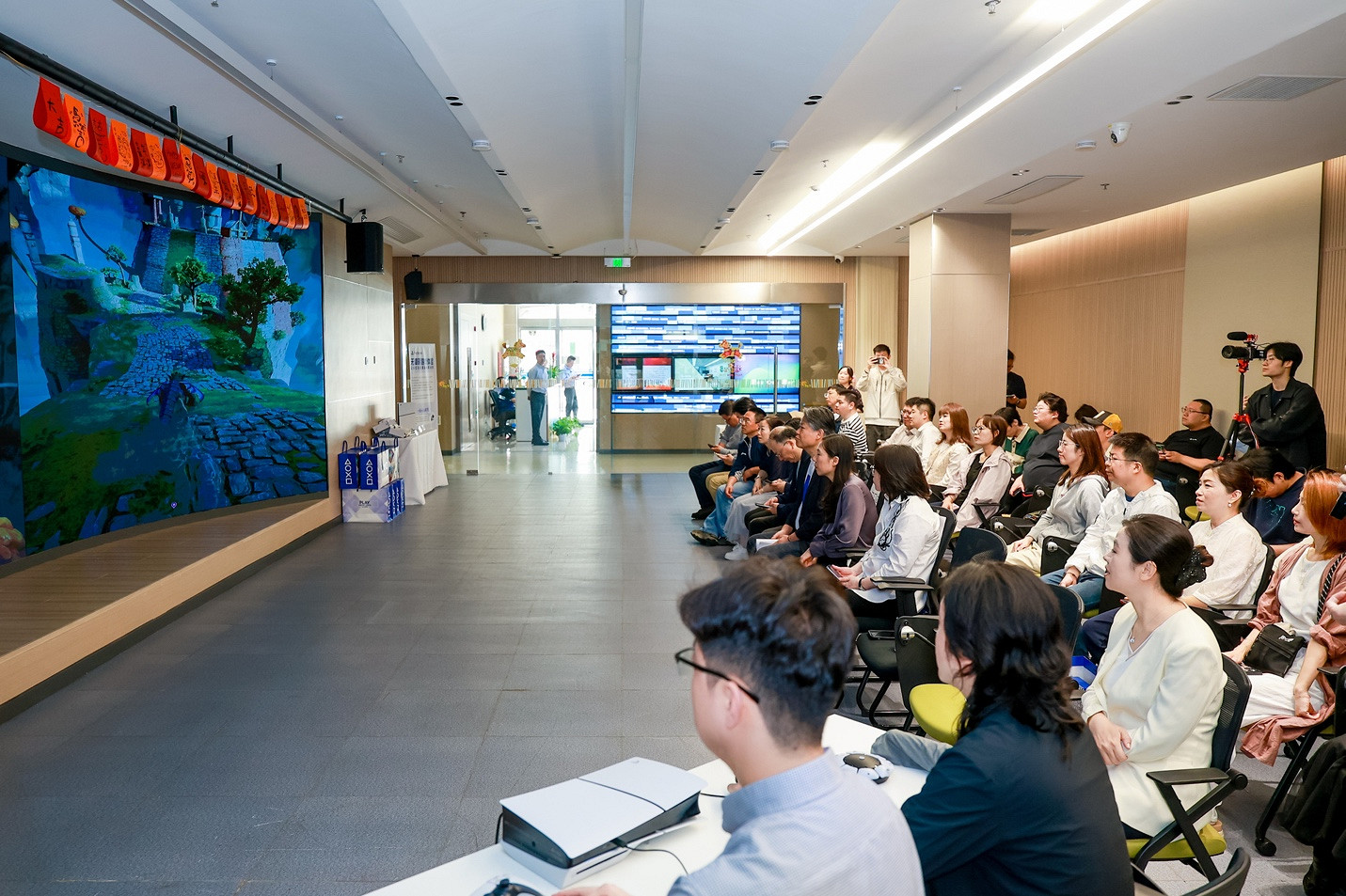 玩無極限 —— PlayStation無障礙娛樂產品捐贈儀式在上海舉行