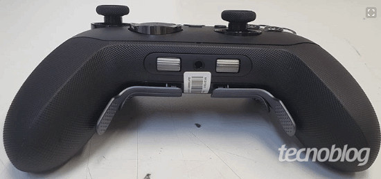 Xbox精英3手把照片泄露:底部新增滾輪讓人匪夷所思 Xbox精英3手把照片泄露:底部新增滾輪讓人匪夷所思